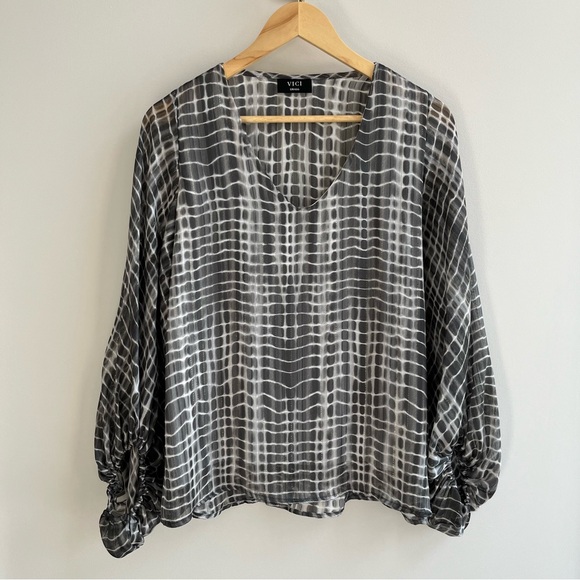 [vici] tyche v neck printed balloon sleeve blouse gray S - Picture 1 of 5